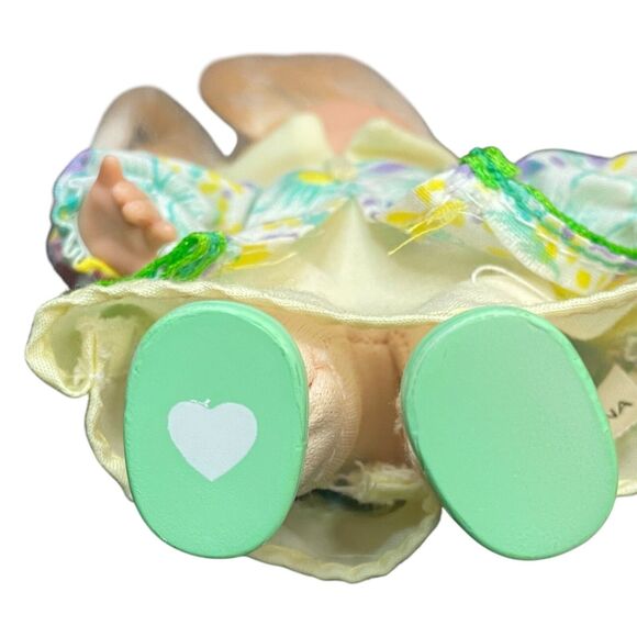 Vintage Precious Moments Doll Carolyne Friendship Garden Doll Blonde 5.25" 1998 - Picture 11 of 14